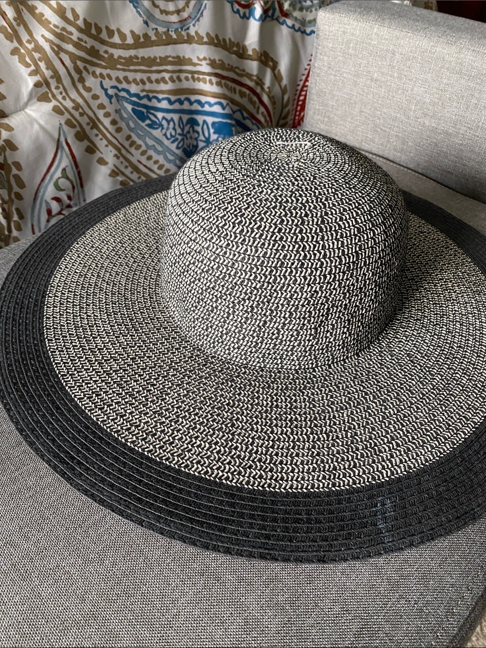 Serra Black & White Wide-Brim Straw Hat